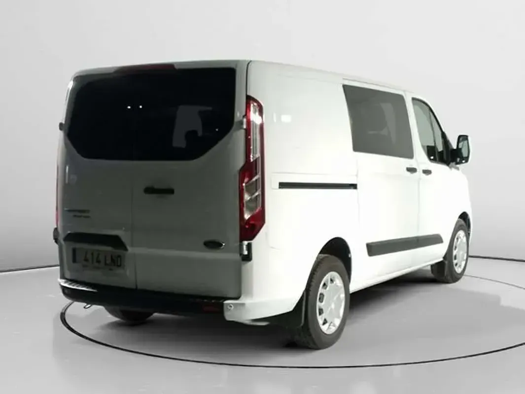 Usado Ford Transit Custom Trend 105 CV (77 kW) 2021 Blanco Familiar