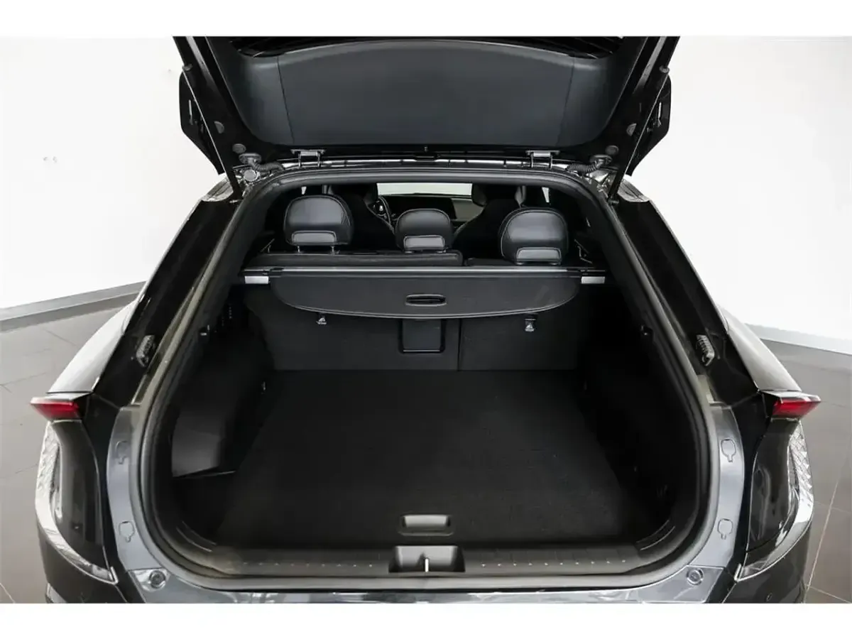 Usado Kia EV6 Air 168 kW (229 CV) 2023 Negro metalizado SUV
