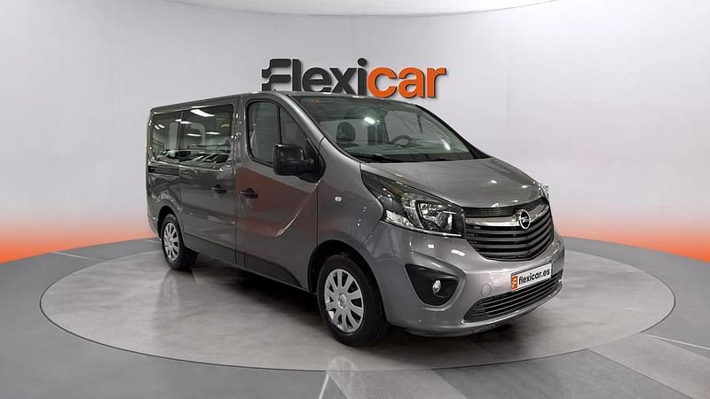 Usado Opel Vivaro S 125 CV (91 kW) 2017 Gris Monovolumen