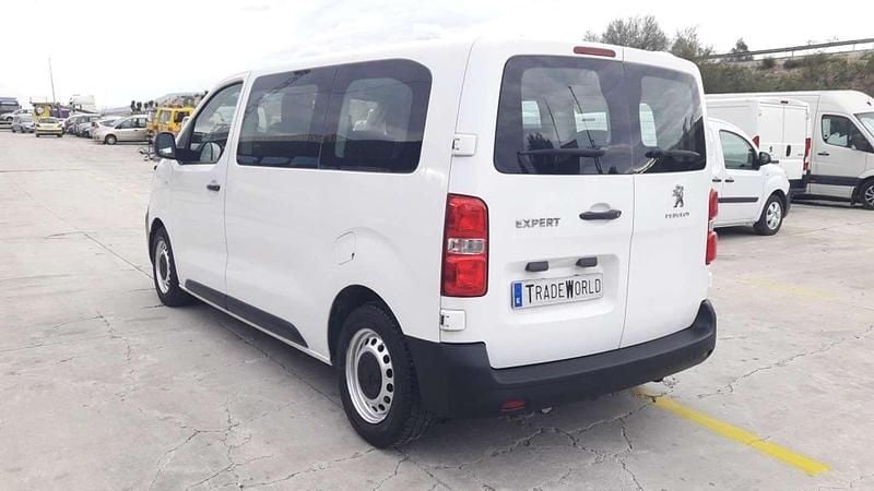 Usado Peugeot Traveller Active 122 CV (89 kW) 2021 Blanco Monovolumen