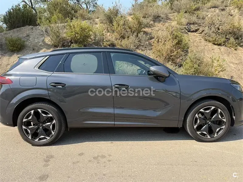 Usado Cupra Terramar VZ 272 CV (200 kW) 2025 Gris / plata SUV