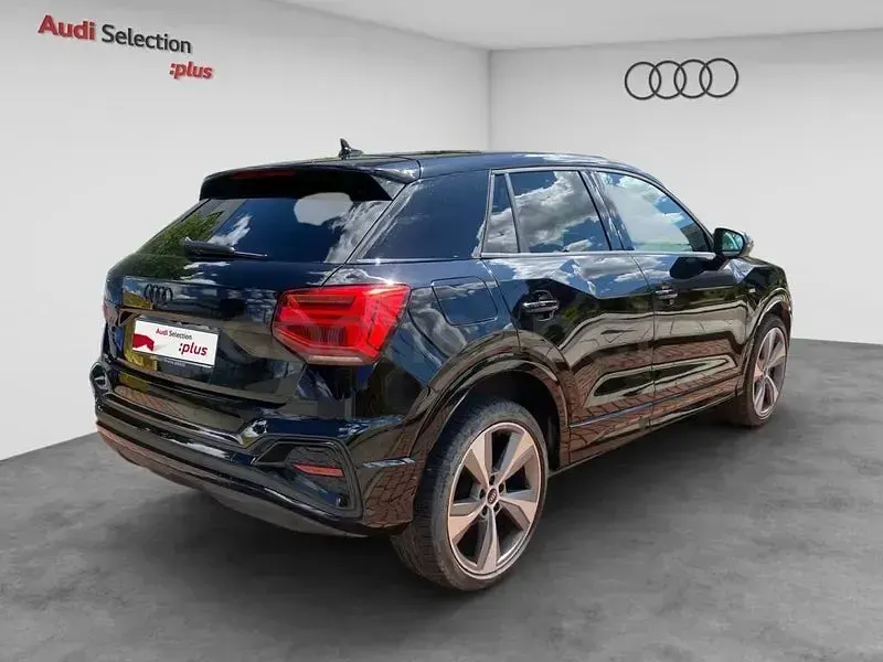 Usado Audi Q2 Comfort 150 CV (110 kW) 2022 Negro SUV