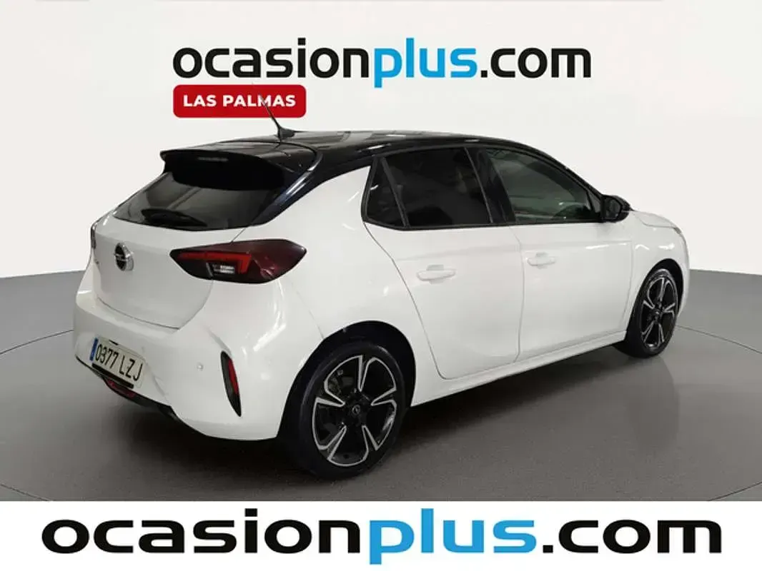 Usado Opel Corsa GS Line 102 CV (75 kW) 2022 Blanco Utilitario