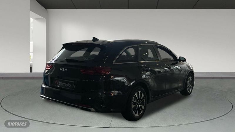 Usado Kia Ceed Sportswagon 141 CV (103 kW) 2025 Negro Familiar