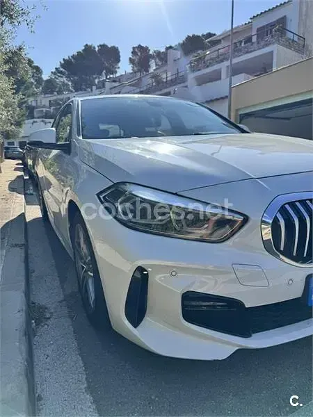 Usado BMW 118 136 CV (100 kW) 2021 Blanco Berlina