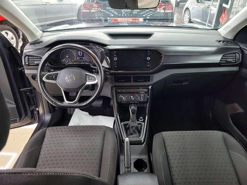 Usado VW T-Cross Advance 110 CV (80 kW) 2022 Gris SUV