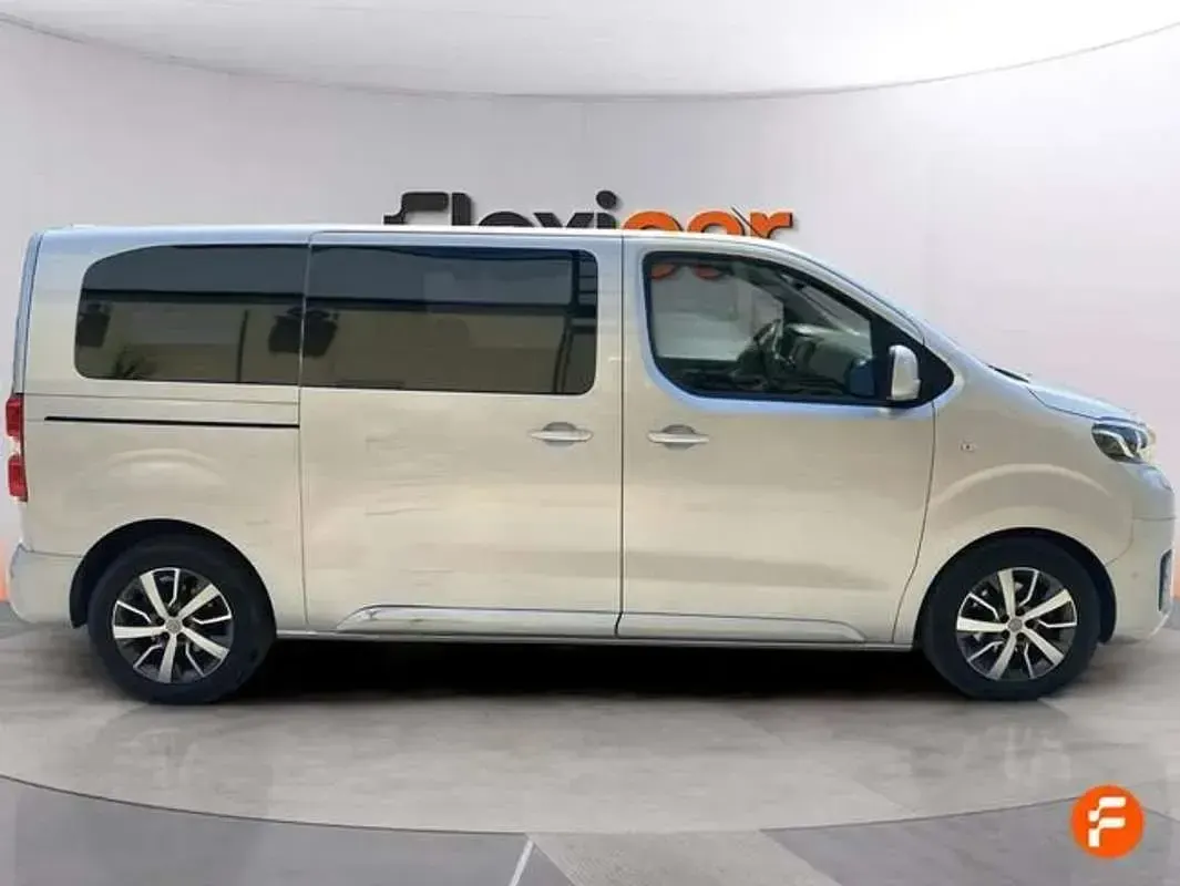 Usado Toyota Proace Active 150 CV (110 kW) 2019 Beige Monovolumen