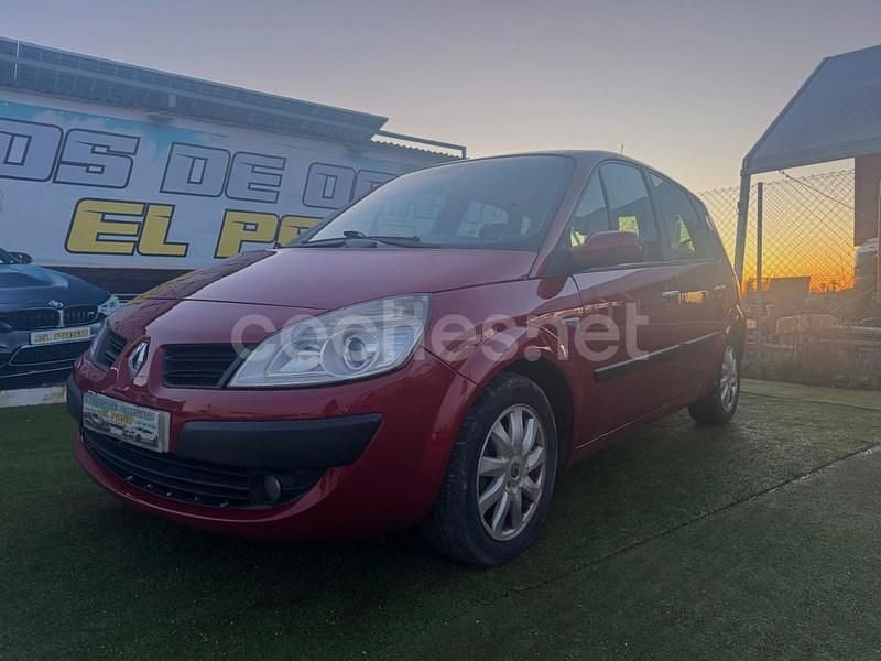 Usado Renault Scénic II Dynamique 110 CV (80 kW) 2006 Granate Monovolumen