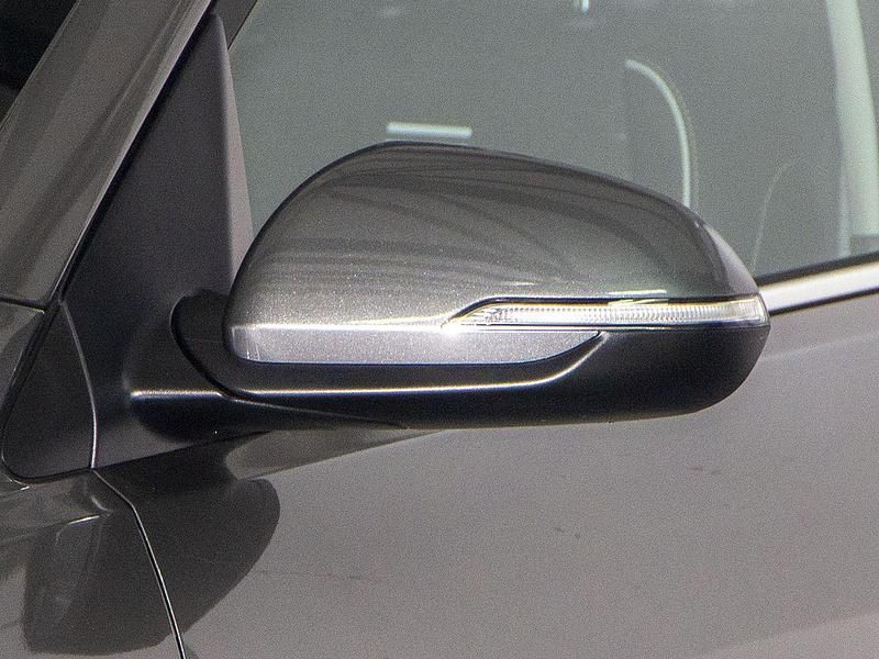 Usado Kia Stonic GT-Line 100 CV (73 kW) 2023 Gris SUV