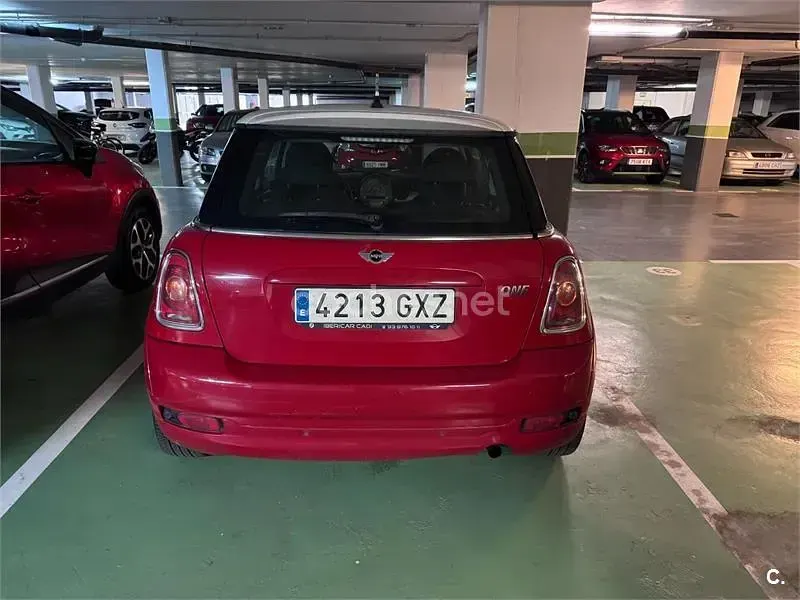 Usado Mini ONE 95 CV (69 kW) 2010 Rojo Utilitario