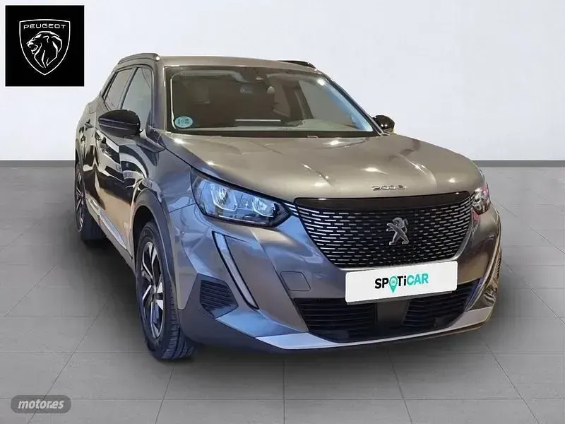 Usado Peugeot 2008 Allure 130 CV (95 kW) 2022 Gris SUV