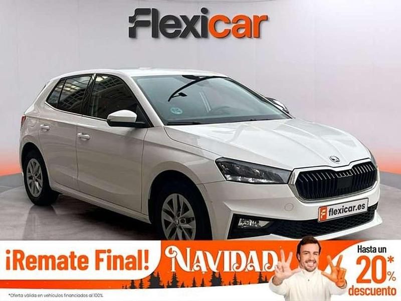 Blanco Usado 2024 Skoda Fabia Selection Utilitario | 14.290 € (Buen precio) - Imagen 1/4