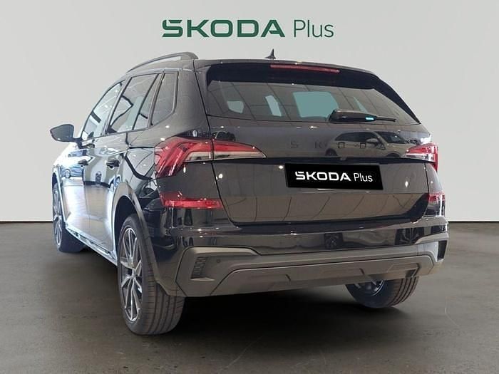 Negro Nuevo 2025 Skoda Kamiq Sport SUV | 27.900 € (Un poco caro) - Imagen 1/4