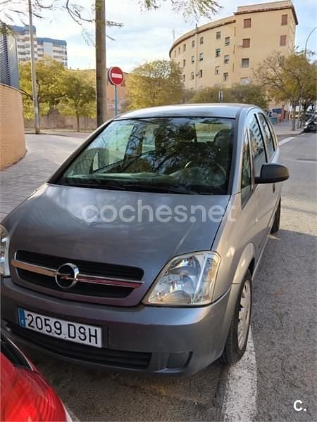 Usado Opel Meriva Cosmo 100 CV (73 kW) 2005 Azul Monovolumen