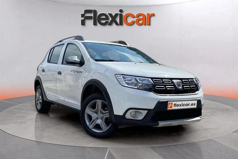 Blanco Usado 2019 Dacia Sandero Comfort Utilitario | 9990 € (Precio justo) - Imagen 1/1