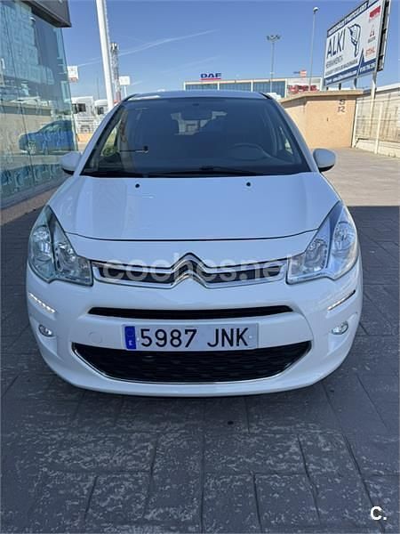 Blanco Usado 2016 Citroën C3 PureTech Utilitario | 6300 € (Buen precio) - Imagen 1/4