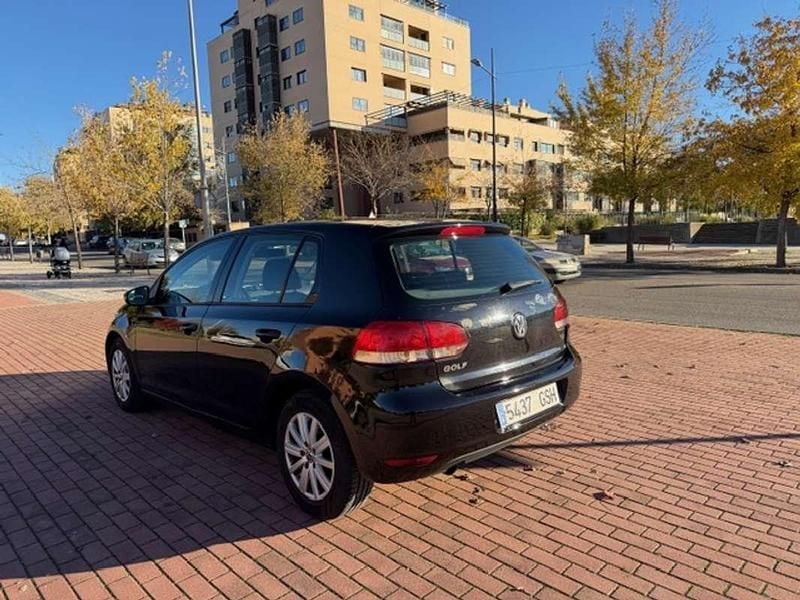 Usado VW Golf VI Advance 105 CV (77 kW) 2010 Negro Utilitario