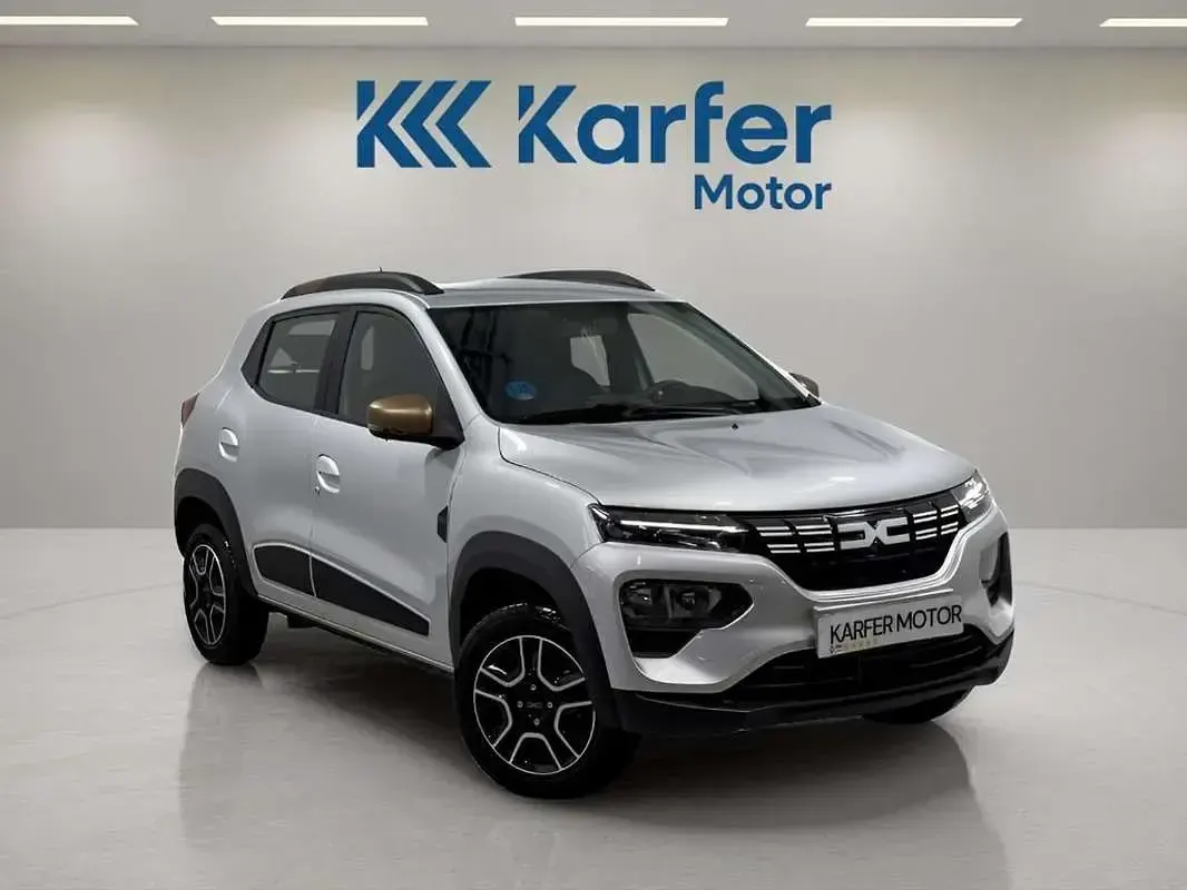 Occasion Dacia Spring Extreme 47 kW (64 PK) 2023 Grijs Hatchback
