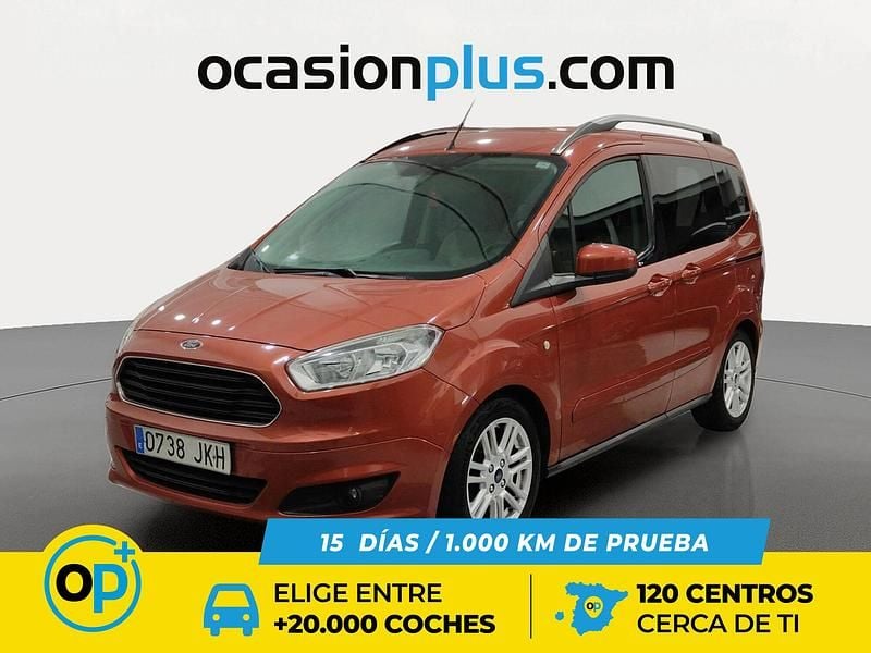 Rojo Usado 2015 Ford Tourneo Courier Titanium Monovolumen | 8150 € (Buen precio) - Imagen 1/4