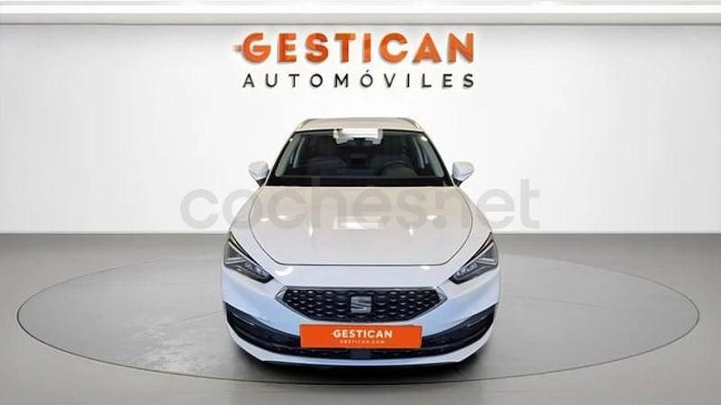 Używany Seat Leon XCELLENCE 204 KM (150 kW) 2022 Biały Kombi