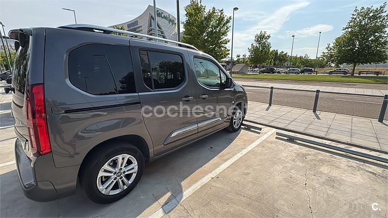 Usado Toyota Proace Verso Active 110 CV (80 kW) 2021 Gris / plata Familiar