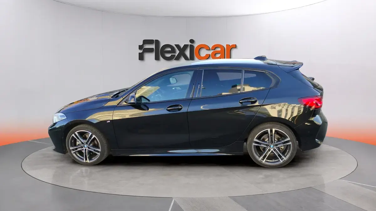 Usado BMW 118 150 CV (110 kW) 2020 Negro Utilitario