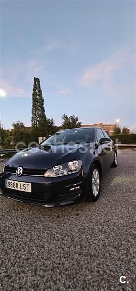 Azul Usado 2016 VW Golf VII Advance Berlina | 11.500 € (Buen precio) - Imagen 1/4