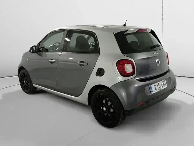 Usado Smart ForFour Electric Drive 60 kW (82 CV) 2020 Gris