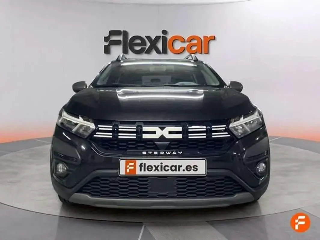 Usado Dacia Sandero Expression 101 CV (74 kW) 2023 Negro Utilitario