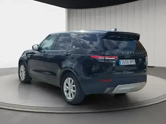 Usado Land Rover Discovery 5 SE 240 CV (176 kW) 2018 Negro SUV