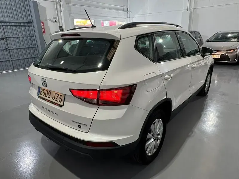 Usado Seat Ateca Business 115 CV (84 kW) 2017 Blanco SUV