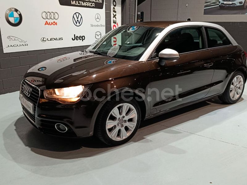 Marrón Usado 2011 Audi A1 Ambition Utilitario | 8990 € (Precio justo) - Imagen 1/4
