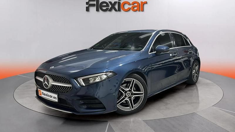 Usado Mercedes A180 136 CV (100 kW) 2020 Azul Berlina