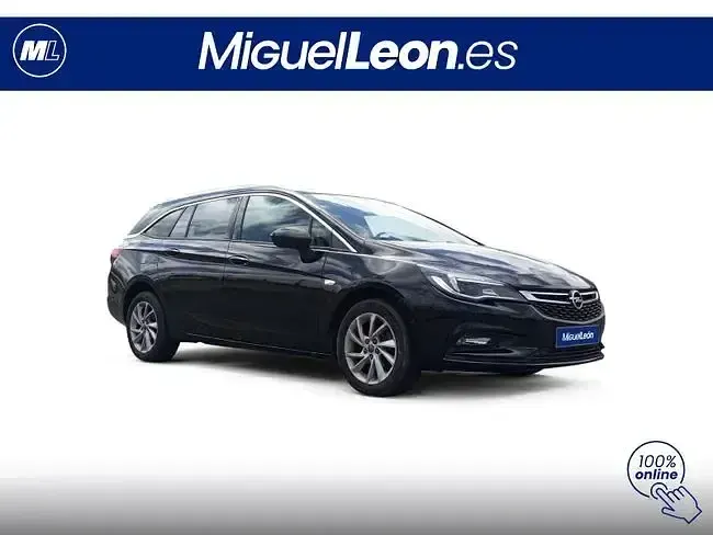 Usado Opel Astra Dynamic 125 CV (91 kW) 2019 Negro Familiar