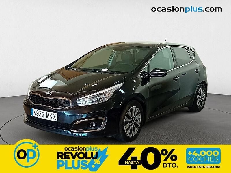 Usado Kia Ceed GT GT-Line 136 CV (100 kW) 2015 Negro Utilitario