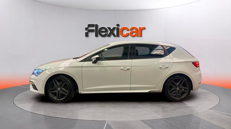 Usado Seat Leon ST FR 150 CV (110 kW) 2020 Blanco Familiar