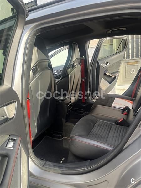 Gris / plata Usado 2016 Mercedes GLA45 AMG AMG SUV | 35.000 € (Un poco caro) - Imagen 1/4