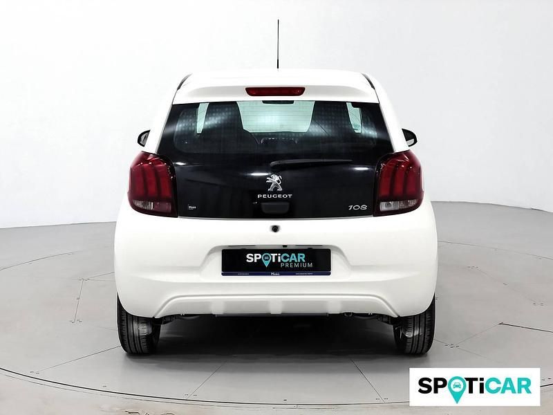 Usado Peugeot 108 Active 72 CV (52 kW) 2021 Blanco