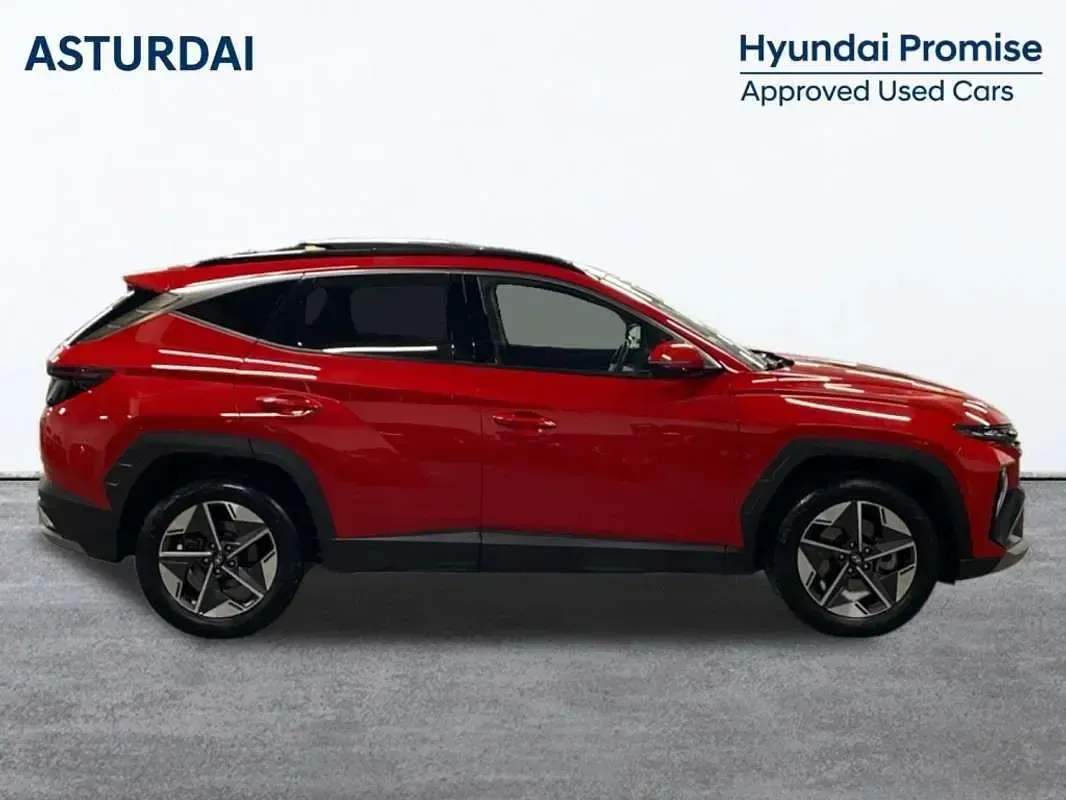 Usado Hyundai Tucson 215 CV (158 kW) 2024 Rojo SUV