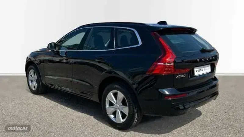 Usado Volvo XC60 Core 197 CV (144 kW) 2022 Negro SUV
