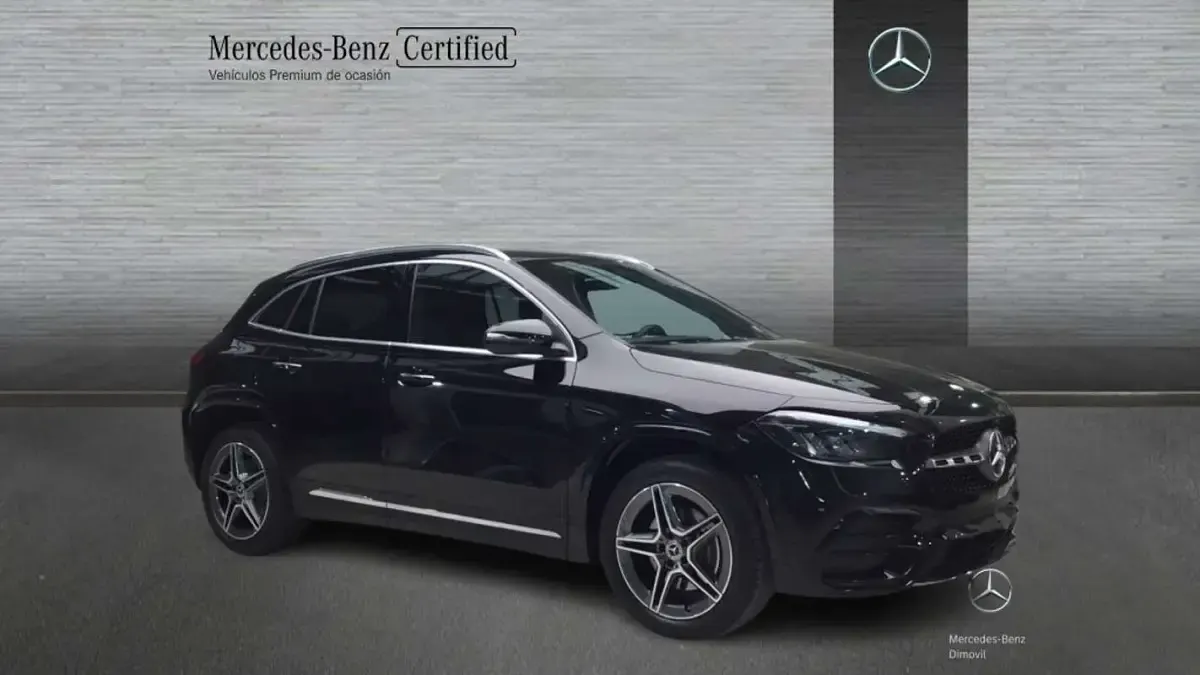 Usado Mercedes GLA250 218 CV (160 kW) 2025 Negro SUV
