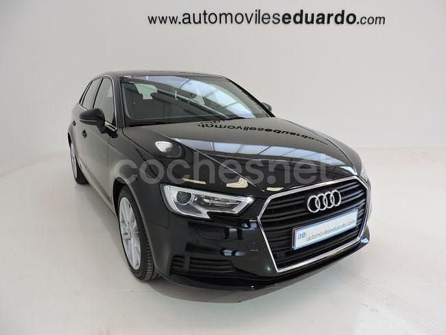 Usado Audi A3 Business 116 CV (85 kW) 2020 Negro Berlina