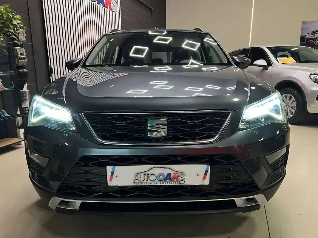 Usado Seat Ateca Ecomotive 116 CV (85 kW) 2017 Gris SUV