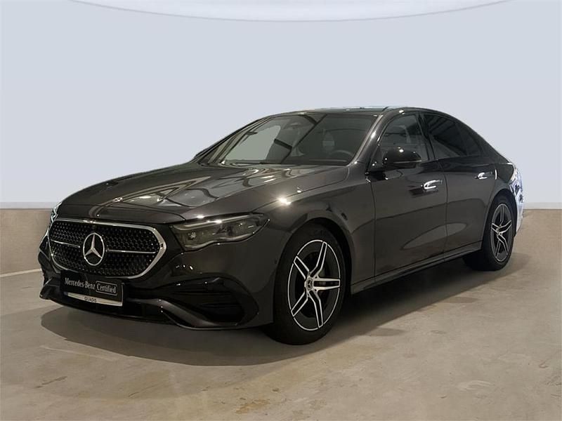 Nuevo Mercedes E220 197 CV (144 kW) 2025 Gris grafito metalizado Berlina