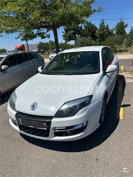 Blanco Usado 2012 Renault Laguna III Dynamique Berlina | 4500 € (Buen precio) - Imagen 1/3
