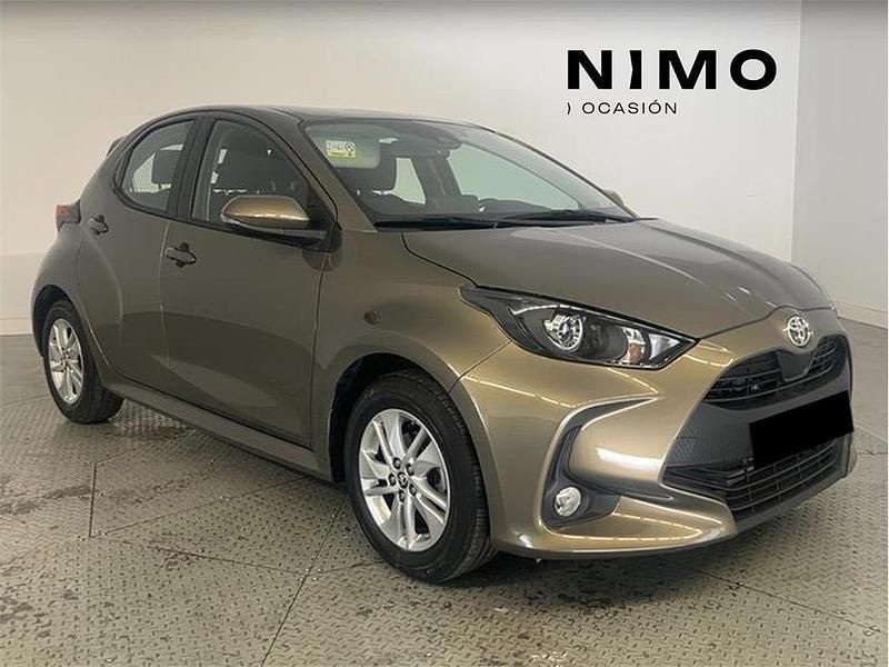 Otro Usado 2024 Toyota Yaris Edition Berlina | 19.200 € (Precio justo) - Imagen 1/4