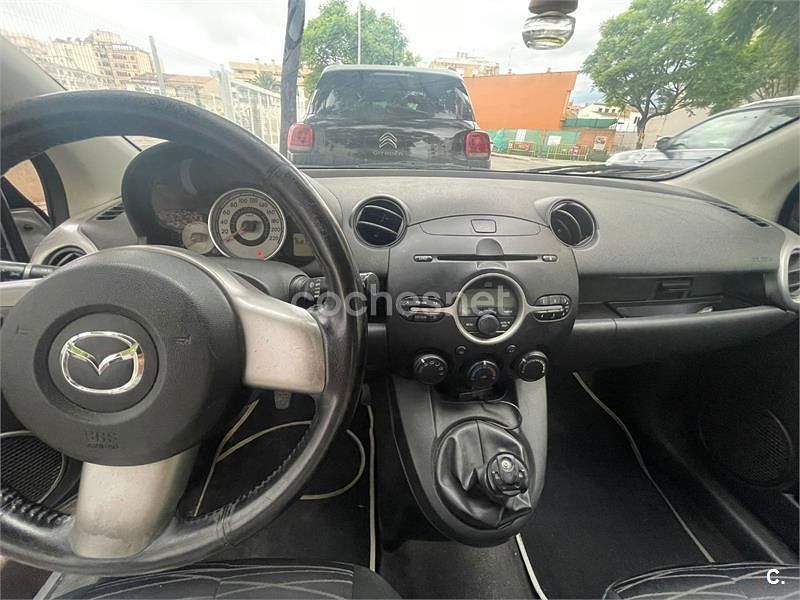 Gebraucht Mazda 2 Active 75 PS (55 kW) 2008 Grau Kleinwagen