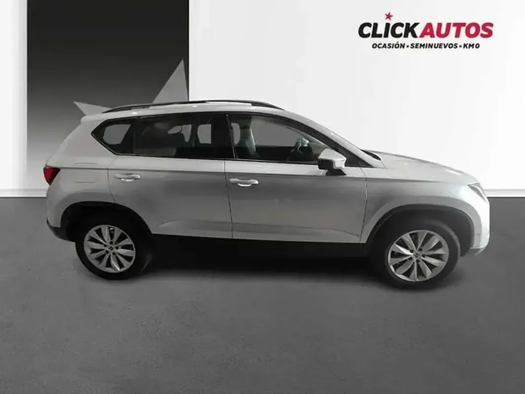 Usado Seat Ateca Style 150 CV (110 kW) 2025 Plateado SUV