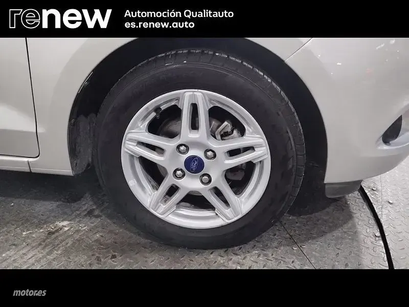Usado Ford Ka Ultimate 85 CV (62 kW) 2017 Gris Berlina
