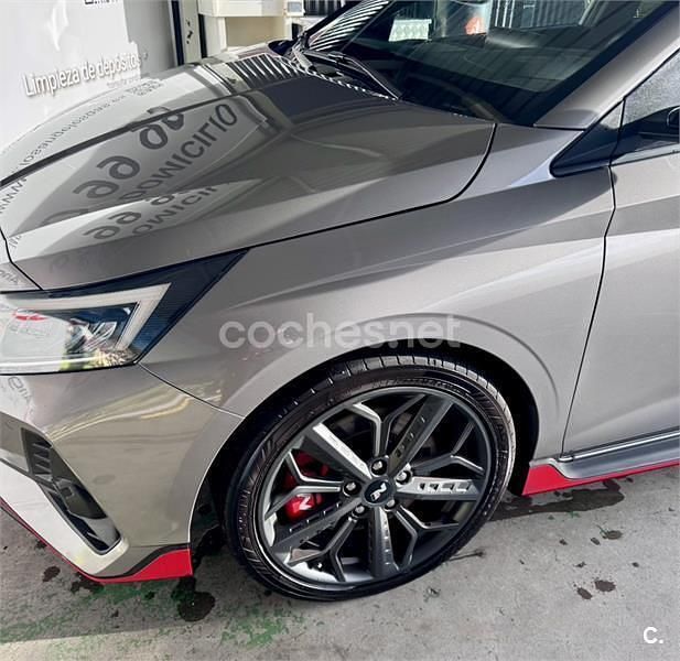 Usado Hyundai i20 204 CV (150 kW) 2023 Gris / plata Utilitario